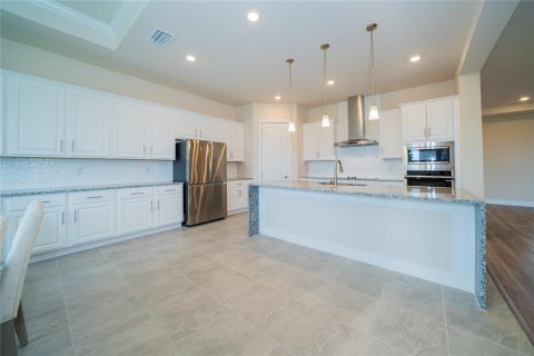 House in Wesley Chapel, Florida 5 bedrooms, 396.79 sq.m. № 1759948 - photo 11