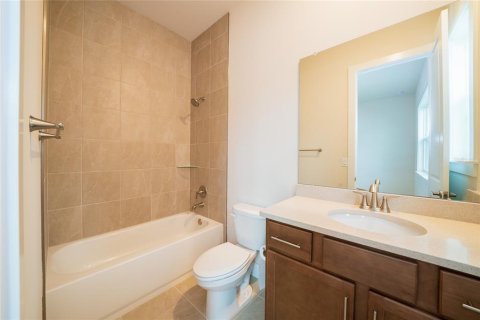 House in Wesley Chapel, Florida 5 bedrooms, 396.79 sq.m. № 1759948 - photo 28