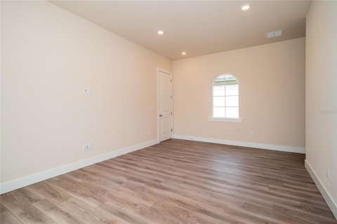 House in Wesley Chapel, Florida 5 bedrooms, 396.79 sq.m. № 1759948 - photo 25