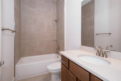 House in Wesley Chapel, Florida 5 bedrooms, 396.79 sq.m. № 1759948 - photo 26
