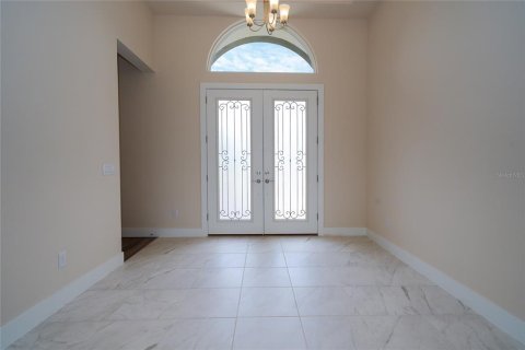 House in Wesley Chapel, Florida 5 bedrooms, 396.79 sq.m. № 1759948 - photo 7