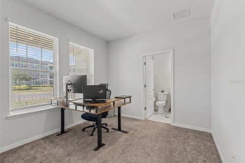Villa ou maison à vendre à Odessa, Floride: 5 chambres, 267.65 m2 № 2151948 - photo 4