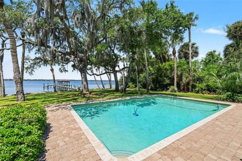 Casa en Merrit Island, Florida 5 dormitorios, 338.63 m2 № 2139540