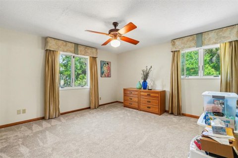 House in Merrit Island, Florida 5 bedrooms, 338.63 sq.m. № 2139540 - photo 22