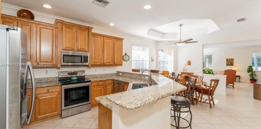 Villa ou maison à Port St. Lucie, Floride 3 chambres, 162.67 m2 № 1965794