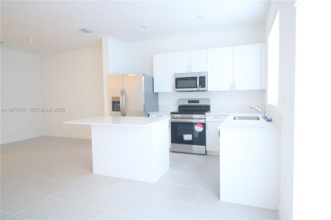 Touwnhouse à vendre à Homestead, Floride: 3 chambres, 123.37 m2 № 2078903 - photo 6