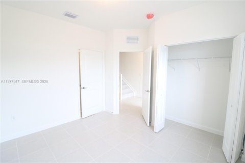 Touwnhouse à vendre à Homestead, Floride: 3 chambres, 123.37 m2 № 2078903 - photo 9