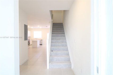 Touwnhouse à vendre à Homestead, Floride: 3 chambres, 123.37 m2 № 2078903 - photo 3