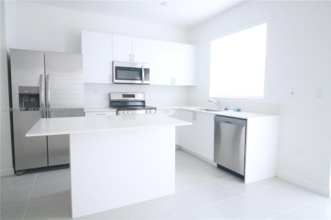 Touwnhouse à vendre à Homestead, Floride: 3 chambres, 123.37 m2 № 2078903 - photo 5