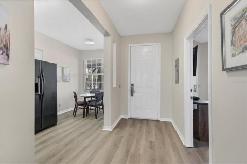 Condo in Bradenton, Florida, 2 bedrooms № 2339287 - photo 13