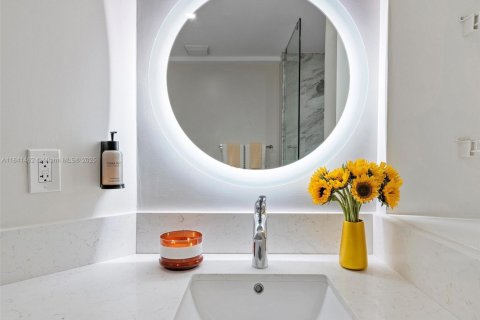 Condominio en venta en Miami, Florida, 1 dormitorio, 71.26 m2 № 1832374 - foto 20