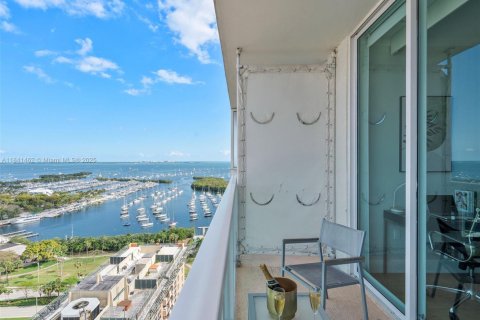 Condominio en venta en Miami, Florida, 1 dormitorio, 71.26 m2 № 1832374 - foto 2