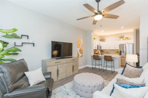 Touwnhouse à vendre à Tampa, Floride: 3 chambres, 156.26 m2 № 1898827 - photo 6