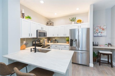 Touwnhouse à vendre à Tampa, Floride: 3 chambres, 156.26 m2 № 1898827 - photo 8