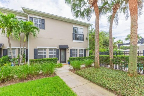 Touwnhouse à vendre à Tampa, Floride: 3 chambres, 156.26 m2 № 1898827 - photo 1