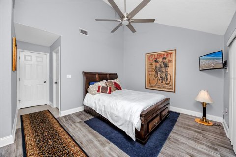 Condo in Tierra Verde, Florida, 2 bedrooms  № 2358700 - photo 21