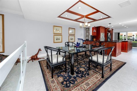 Condo in Tierra Verde, Florida, 2 bedrooms  № 2358700 - photo 10