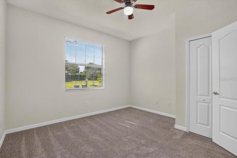Villa ou maison à louer à Bradenton, Floride: 4 chambres, 188.78 m2 № 2385850 - photo 21