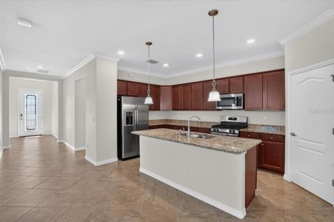 Villa ou maison à louer à Bradenton, Floride: 4 chambres, 188.78 m2 № 2385850 - photo 7