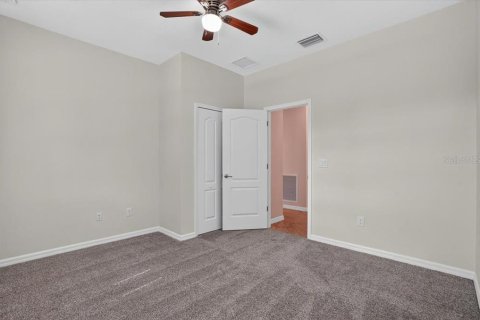 Villa ou maison à louer à Bradenton, Floride: 4 chambres, 188.78 m2 № 2385850 - photo 22