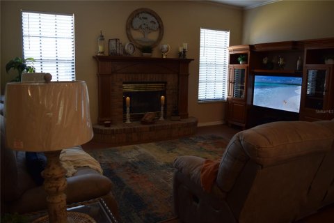 House in Lakeland, Florida 4 bedrooms, 295.71 sq.m. № 1656939 - photo 12
