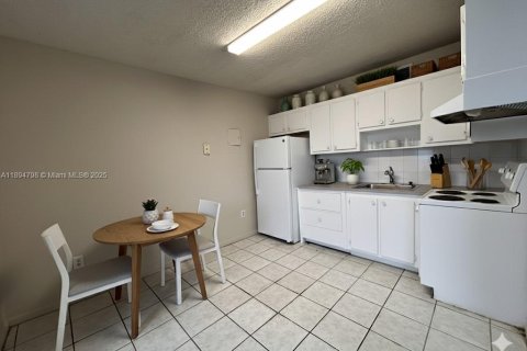 Copropriété à vendre à Miami, Floride: 1 chambre, 64.57 m2 № 1949946 - photo 10