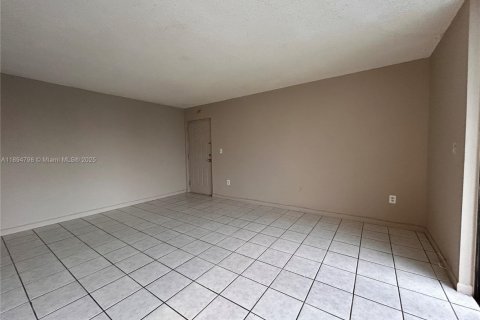 Copropriété à vendre à Miami, Floride: 1 chambre, 64.57 m2 № 1949946 - photo 8
