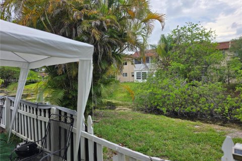 Townhouse in Boca Raton, Florida 3 bedrooms, 134.89 sq.m. № 1752945 - photo 25