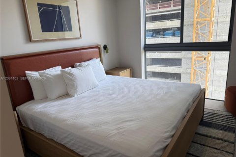 Condominio en alquiler en Miami, Florida, 2 dormitorios, 85.93 m2 № 2342772 - foto 6
