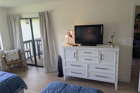 Condo in Sarasota, Florida, 2 bedrooms  № 1819605 - photo 29