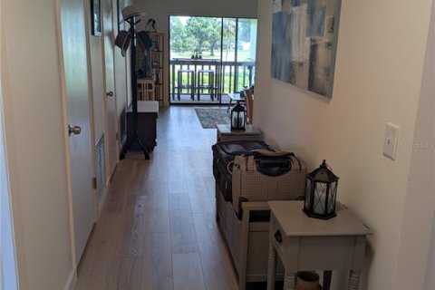 Condo in Sarasota, Florida, 2 bedrooms  № 1819605 - photo 8