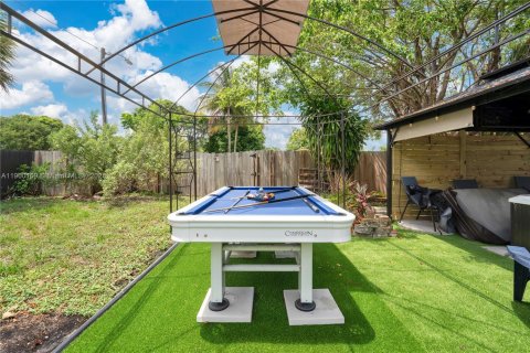 Casa en venta en Fort Lauderdale, Florida, 3 dormitorios, 76.64 m2 № 1951887 - foto 18