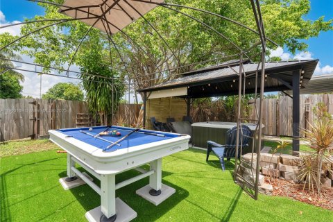 Casa en venta en Fort Lauderdale, Florida, 3 dormitorios, 76.64 m2 № 1951887 - foto 19