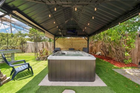 Casa en venta en Fort Lauderdale, Florida, 3 dormitorios, 76.64 m2 № 1951887 - foto 16