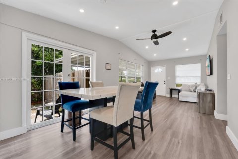 Casa en venta en Fort Lauderdale, Florida, 3 dormitorios, 76.64 m2 № 1951887 - foto 7