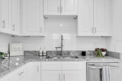 Casa en venta en Saint Petersburg, Florida, 2 dormitorios, 90.3 m2 № 1857713 - foto 10