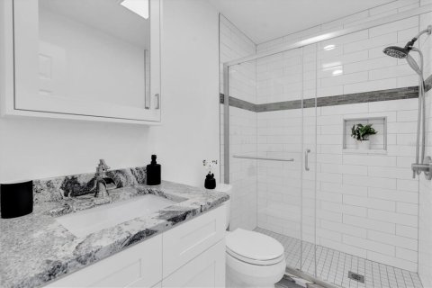 Casa en venta en Saint Petersburg, Florida, 2 dormitorios, 90.3 m2 № 1857713 - foto 15