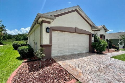 House in Summerfield, Florida 2 bedrooms, 173.73 sq.m. № 1810115 - photo 6