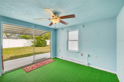 Villa ou maison à vendre à Port Richey, Floride: 2 chambres, 118.45 m2 № 1720896 - photo 23
