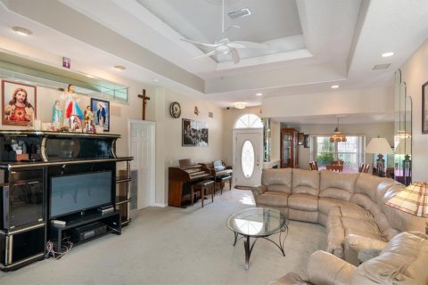 House in Palm Coast, Florida 4 bedrooms, 254.37 sq.m. № 2238045 - photo 7
