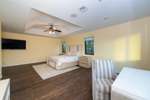 House in Miramar, Florida 5 bedrooms, 395.95 sq.m. № 2007059 - photo 29