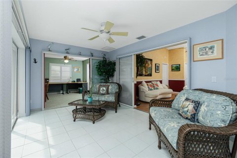 House in Port Charlotte, Florida 3 bedrooms, 261.06 sq.m. № 1421012 - photo 29