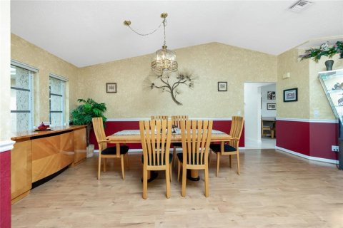 House in Port Charlotte, Florida 3 bedrooms, 261.06 sq.m. № 1421012 - photo 8