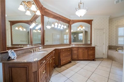 House in Lakeland, Florida 4 bedrooms, 415.92 sq.m. № 1740364 - photo 27
