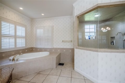 House in Lakeland, Florida 4 bedrooms, 415.92 sq.m. № 1740364 - photo 30
