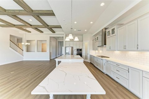 Casa en venta en Zephyrhills, Florida, 4 dormitorios, 294.41 m2 № 2236040 - foto 15
