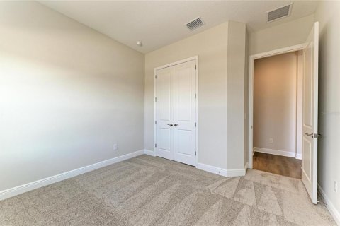 Casa en venta en Zephyrhills, Florida, 4 dormitorios, 294.41 m2 № 2236040 - foto 24