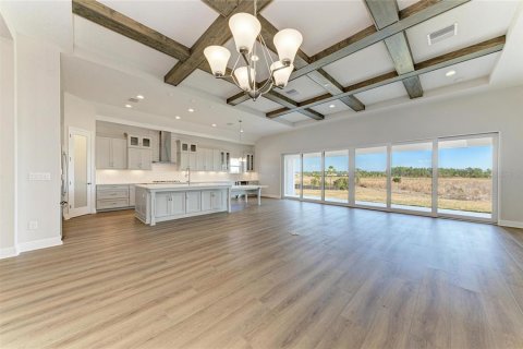 Casa en venta en Zephyrhills, Florida, 4 dormitorios, 294.41 m2 № 2236040 - foto 21