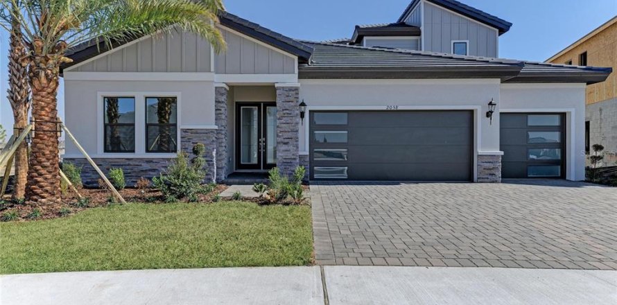 Casa en Zephyrhills, Florida 4 dormitorios, 294.41 m2 № 2236040