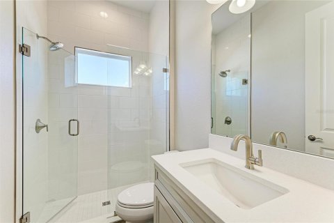 Casa en venta en Zephyrhills, Florida, 4 dormitorios, 294.41 m2 № 2236040 - foto 25